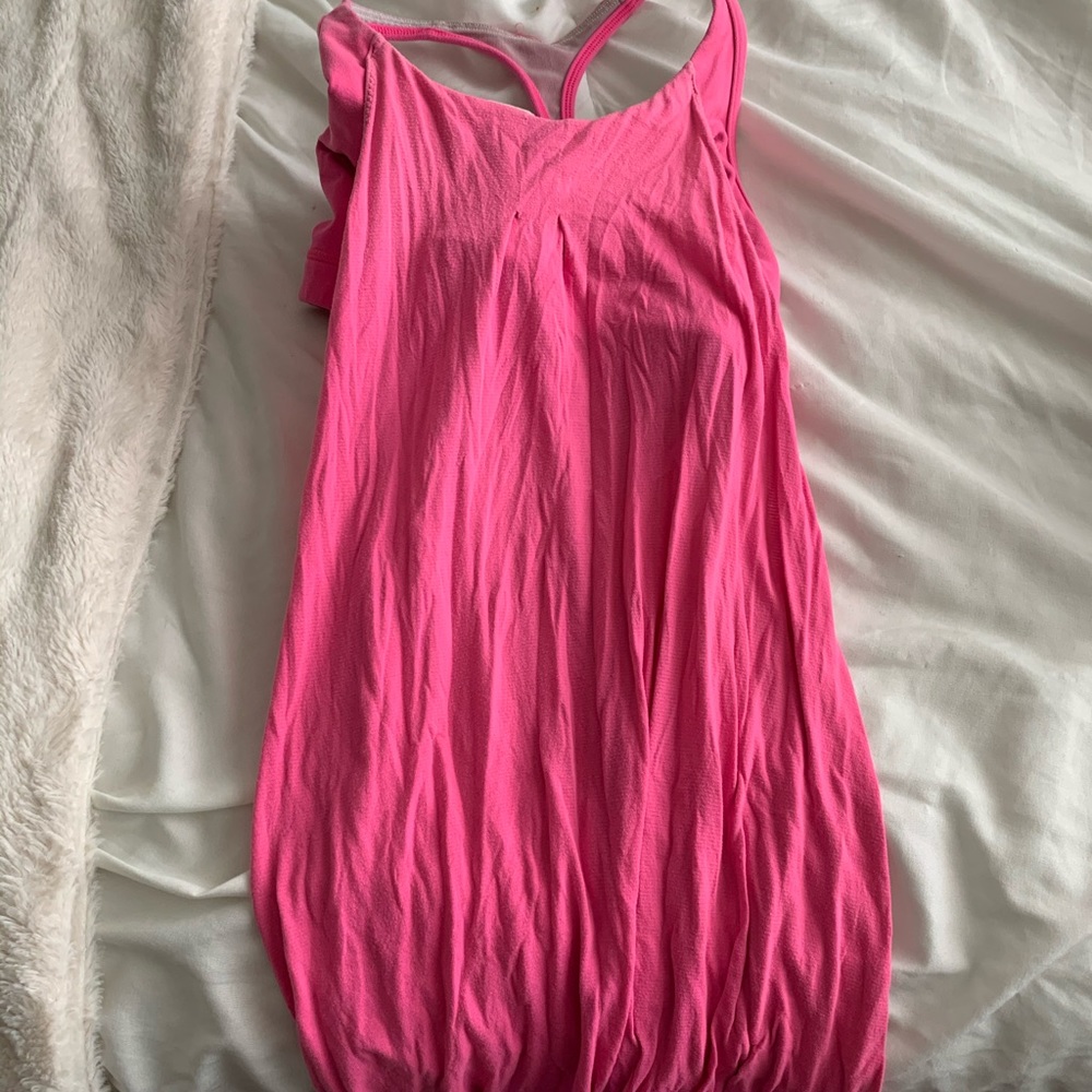 Lululemon tank